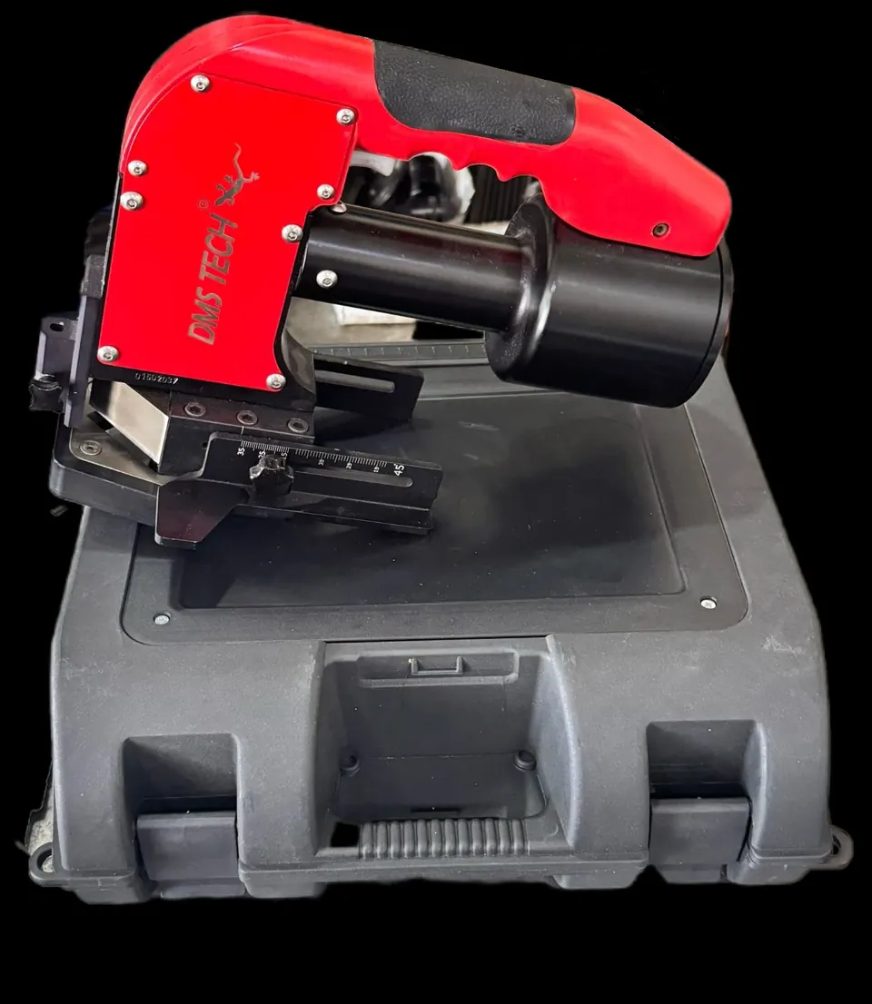 DMS TECH kompozit panel punch, taşıma çantası üzerinde